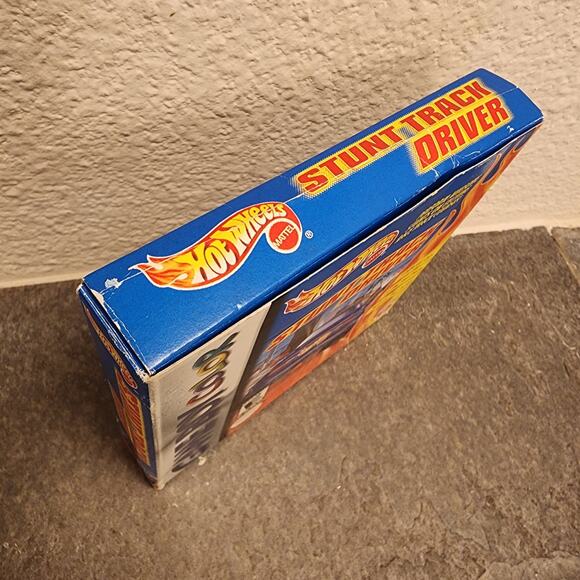 Game - Hot Wheels: Stunt Track Driver (CIB+) - Game Boy Color - Picture 3 of 12